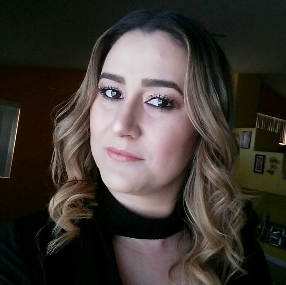 Meet your Posher, Maricela